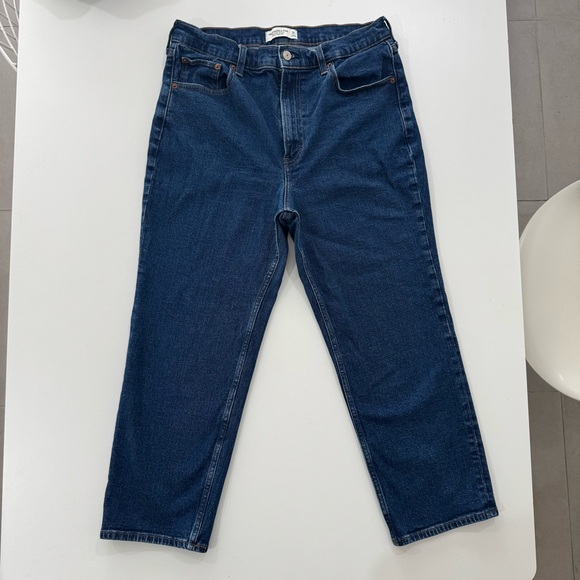 Abercrombie & Fitch Ultra High Rise Ankle Straight Jeans - Picture 3 of 5